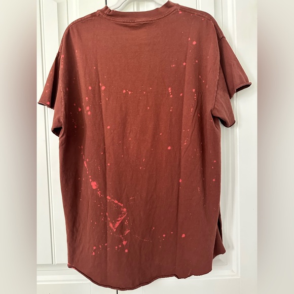 Pebby Forevee Basics Large Bleached Out Side Slit Tee in Color Brick red - Picture 2 of 5